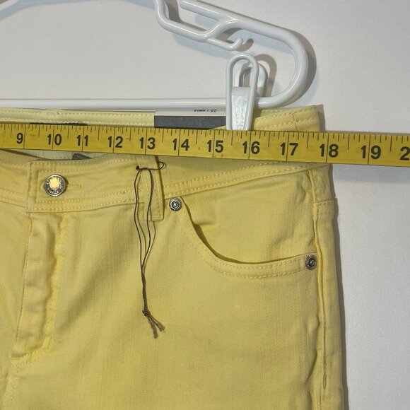 So Slimming Chico’s 2.5 Women’s Ankle Pants Jeans Yellow Stretch Size Large - Picture 5 of 14